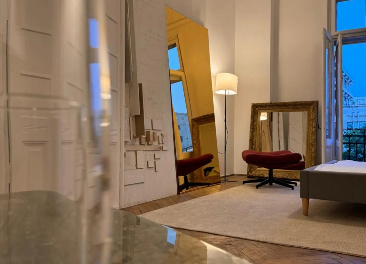Sada Gallery III Bucharest Apartment